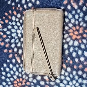 Fossil Zip Wristlet wallet